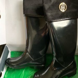 Tommy Hilfiger black rain boots